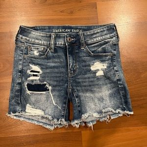 American Eagle distressed jean MIDI Shorts sz 4